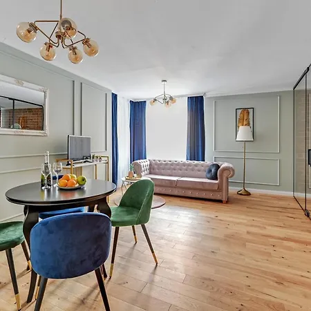 Warzywnicza Old Town *